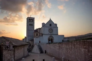 assisi assisi